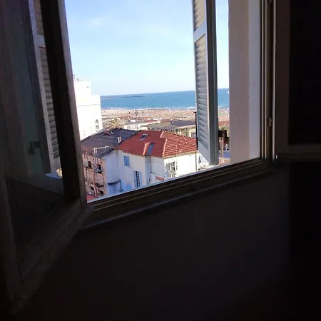 Max 2 Persons Mare Movida Appartamento Viareggio